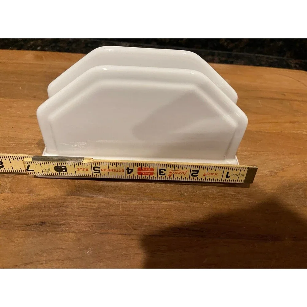 Pfaltzgraff Heritage napkin holder pattern.